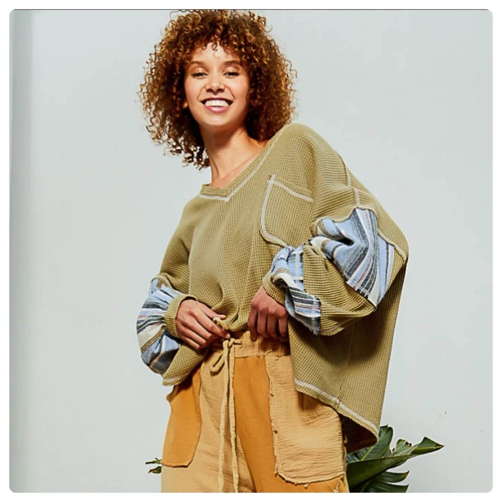 $38 start 238 ❤️POL V neck contrast stripe thermal top - Picture 3 of 5